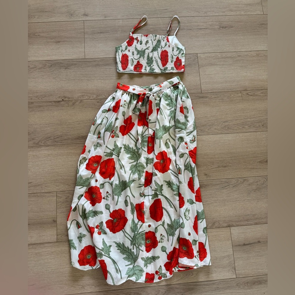 Almia Poppy Print Set - Picture 2 of 3